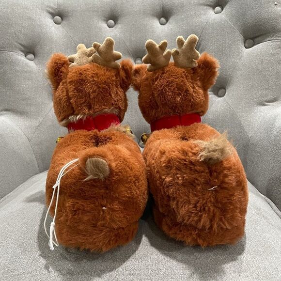 American Eagle Plush Reindeer Slippers Small - Picture 6 of 7